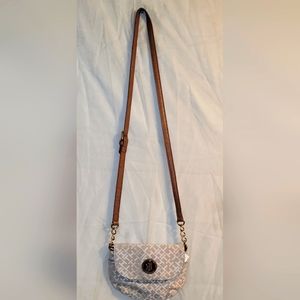 Tommy Hilfiger crossbody purse